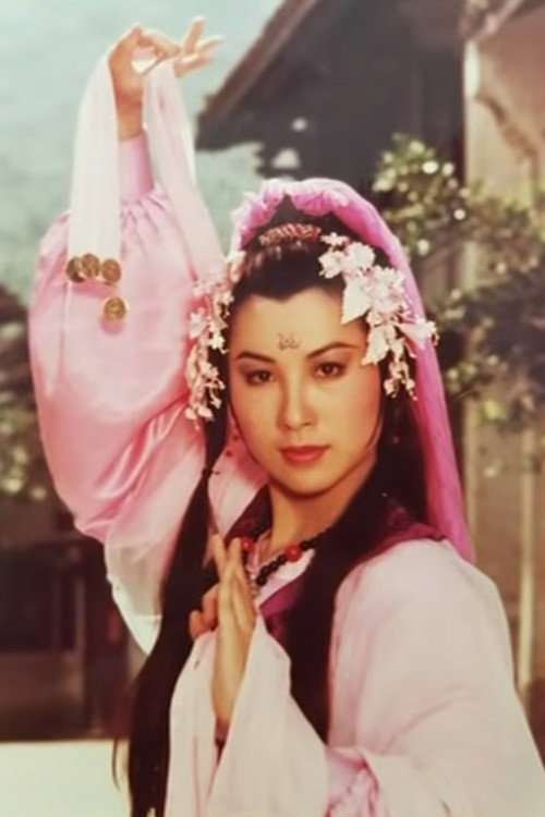 劉皓怡 as 醉貓 Brandy in Seven Black Heroines