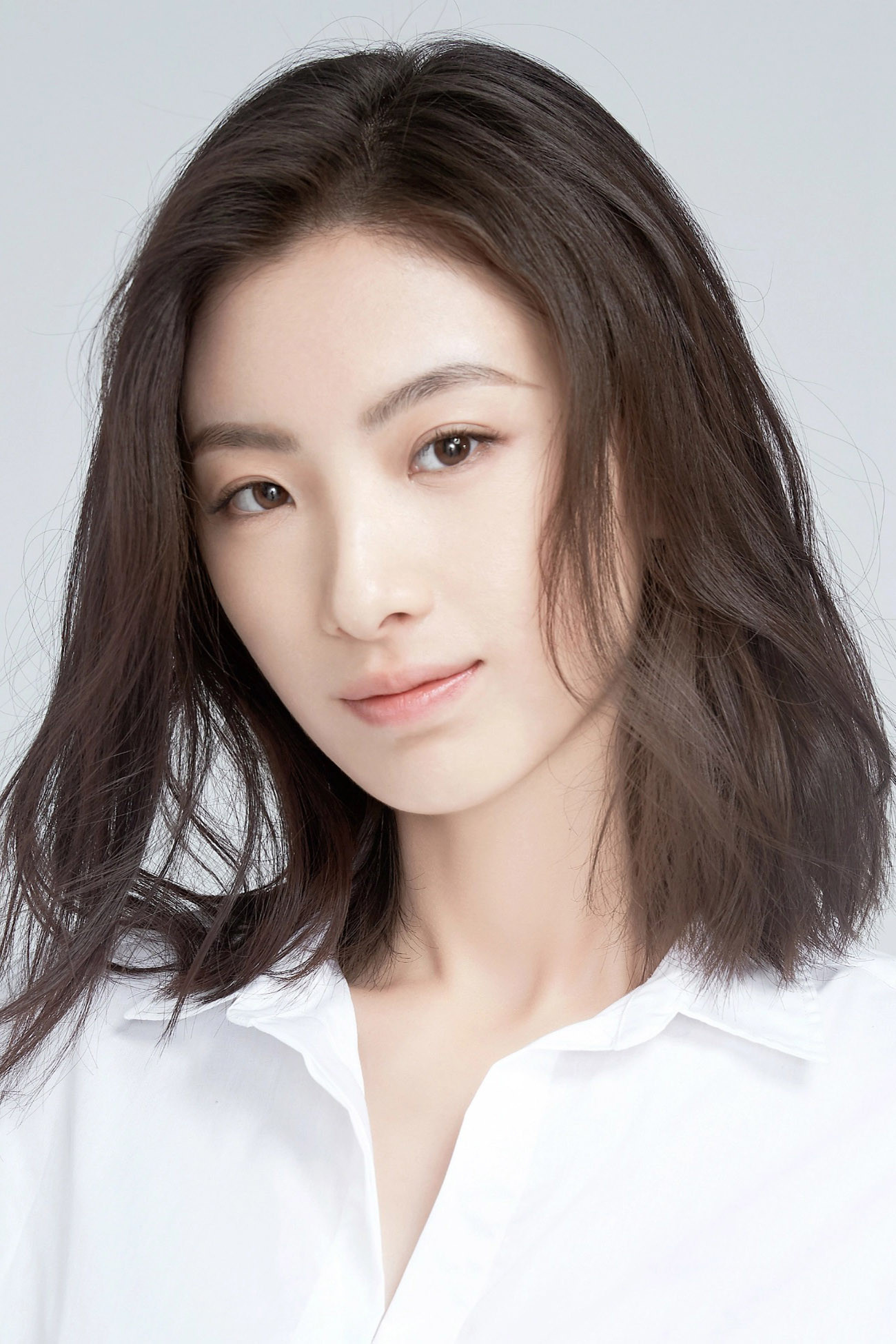 高睿菲儿 as Li Hui in Almost Lover