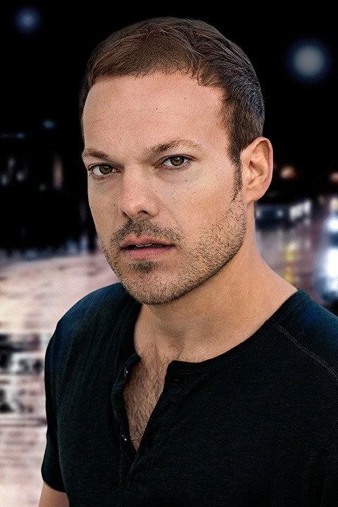 Daniel Fanaberia as Mark Balentine in Behind Your Eyes