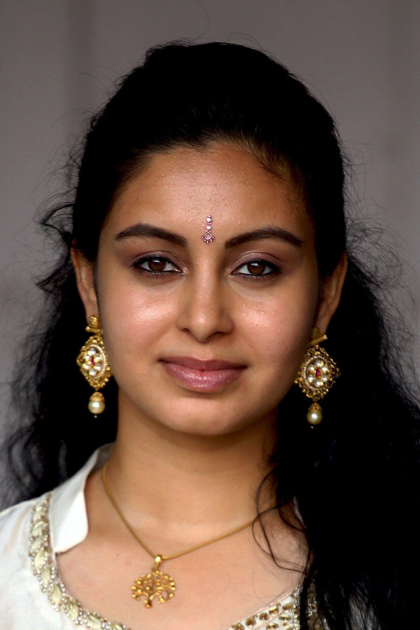 Abhinaya as Pavithra in Hudugaru