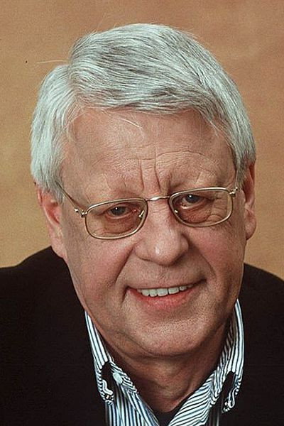Stephan Orlac as Uwe Jensen in Blankenese
