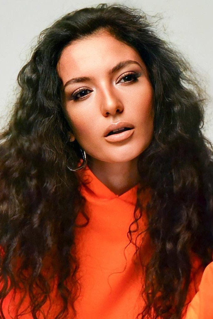 Dilarə Kazımova as Delya in The Sirat Bridge