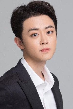 Hu Wei as Song Che in My Queen