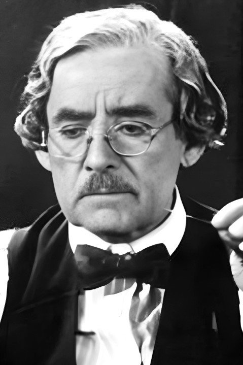 Joseph Harrington as Obadiah Simpkins in Itching Palms