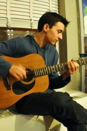 Thomas Batuello as Thomas in The Naked Brothers Band