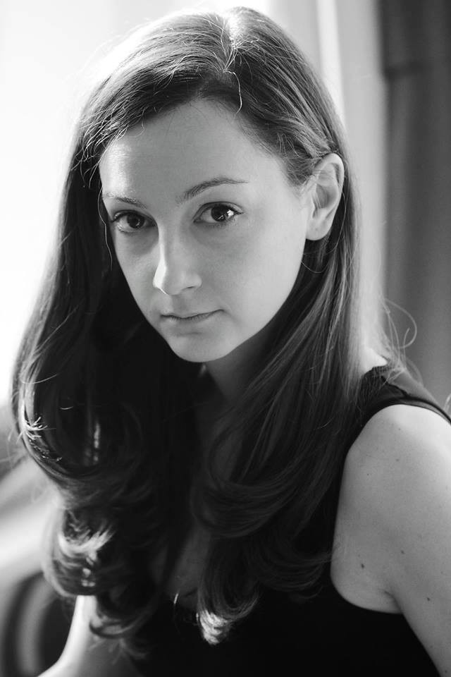 Ioana Anastasia Anton as Smaranda in Silent Wedding