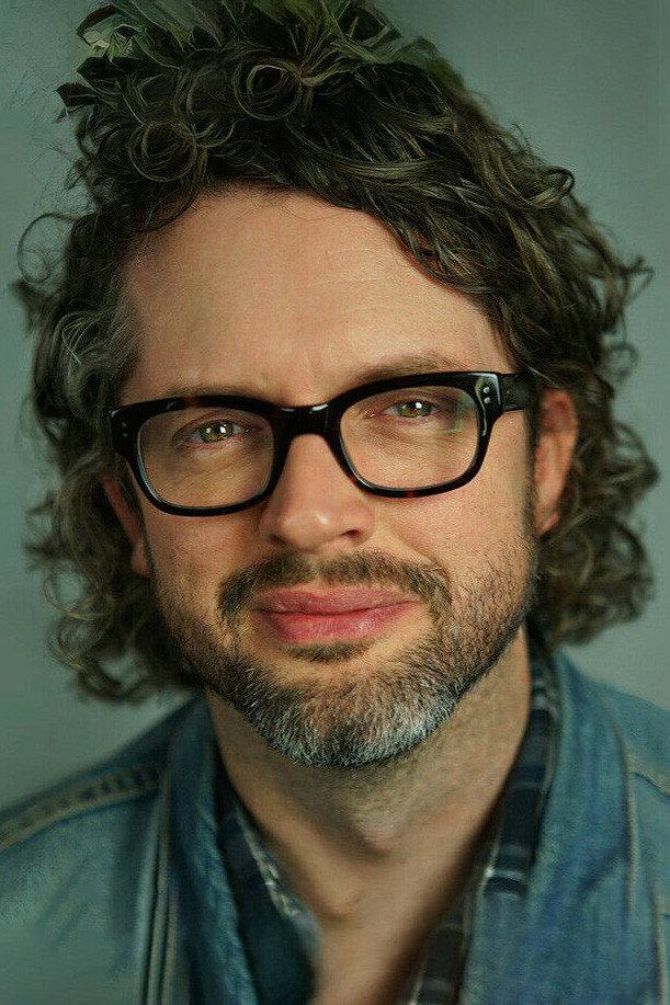 Paul Emerson as Ian in Mirror, Mirror 4: Reflections
