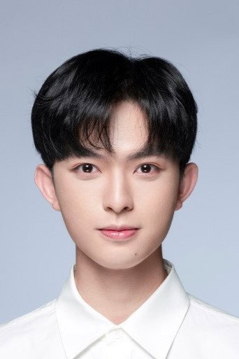鄭吏佑 as Chi Hui-yu in Exclusive Love