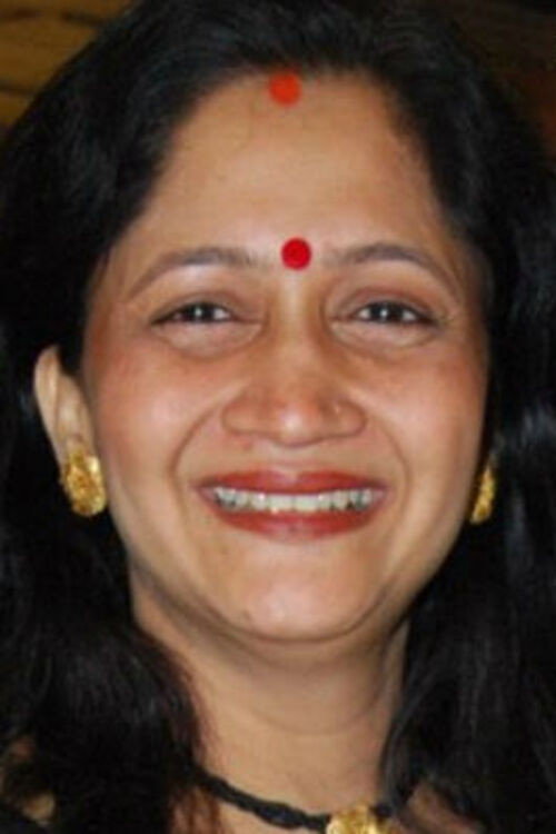 Alka Kubal as Vahinisaheb in Ghat Pratighat