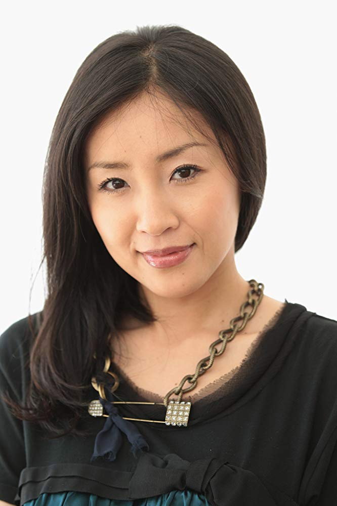 神楽坂恵 as Shimizu Machiko in The Incredible Truth