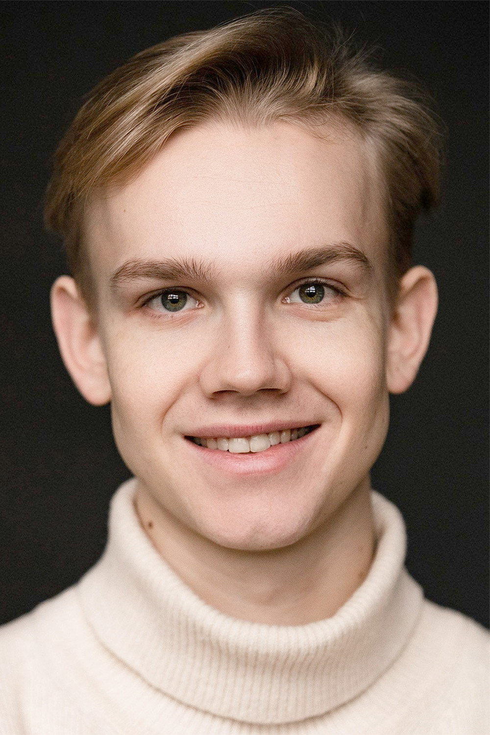 Владислав Миллер as Pluzhnikov in His Name Was Not Listed