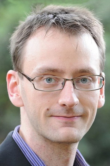 Lukáš Vacek as Petr in Pátek čtrnáctého