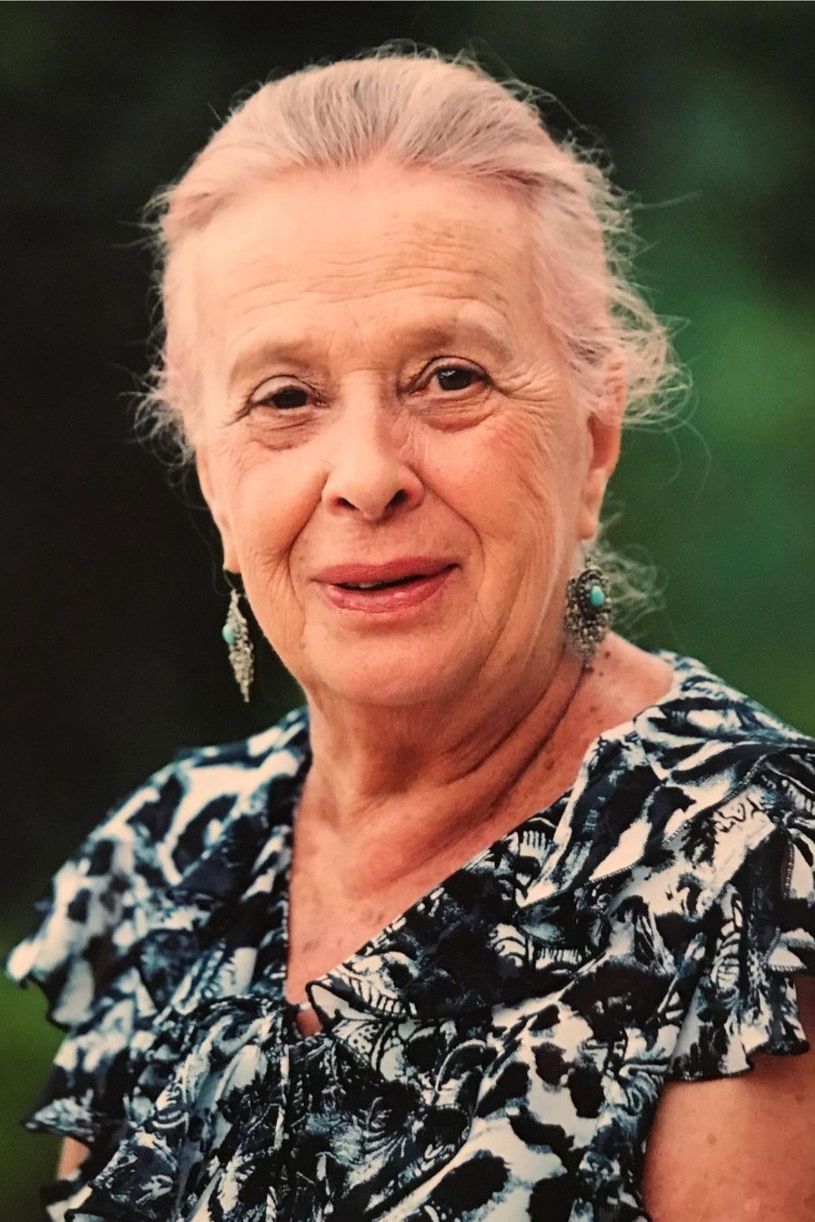 Cecília Guimarães as Carolina Pinhão in Hotel Cinco Estrelas