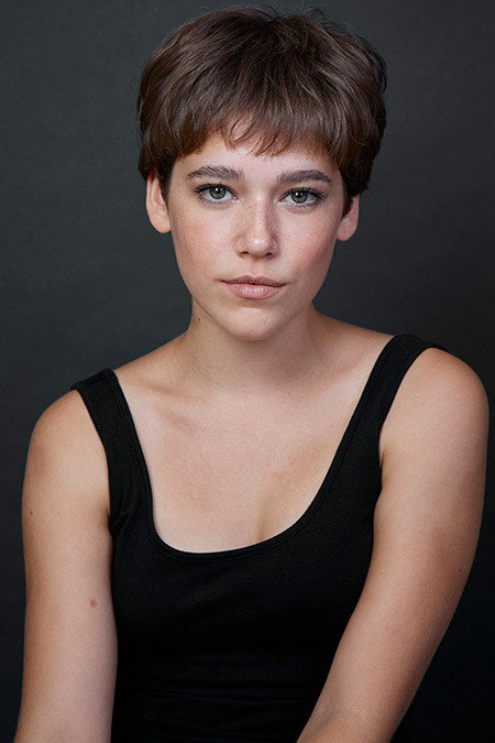 Azul Fernández as Girl in Long Live Death!