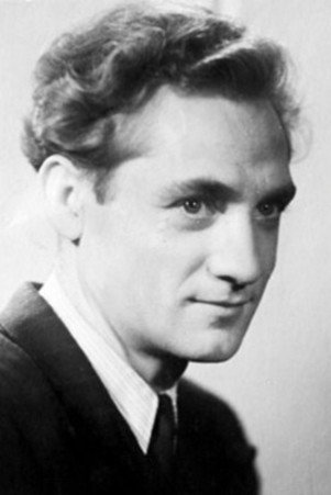 Владимир Борискин as Filia in An Unquiet Spring