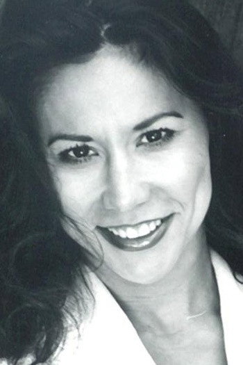 Leigh Betchley as Susan in Novel Desires
