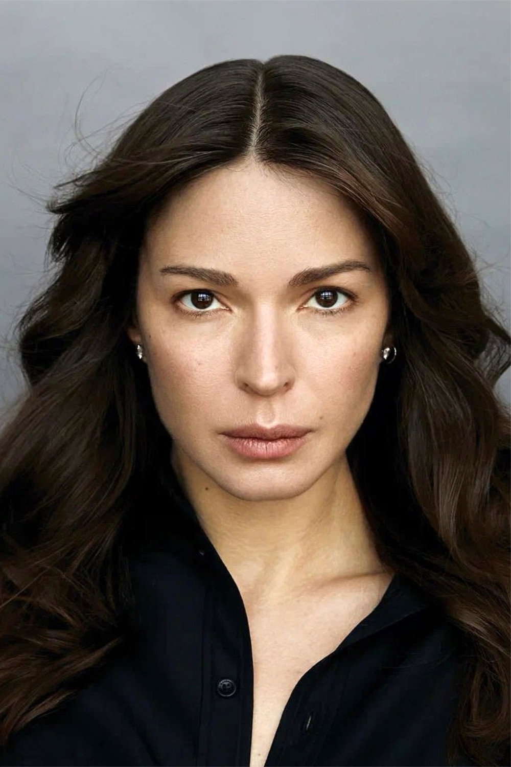 Агния Дитковските as Oksana in Family Business