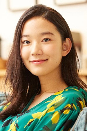 Arina Sakakibara as Kyoko Jinno in Brother Trap