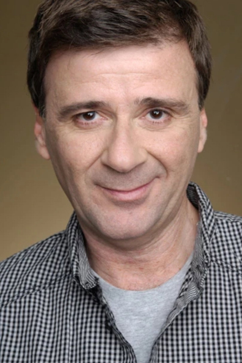 Jorge Sequerra as Bill in Claxon