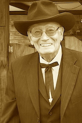 Don Reynolds as Little Beaver (as Little Brown Jug) in Roll, Thunder, Roll!
