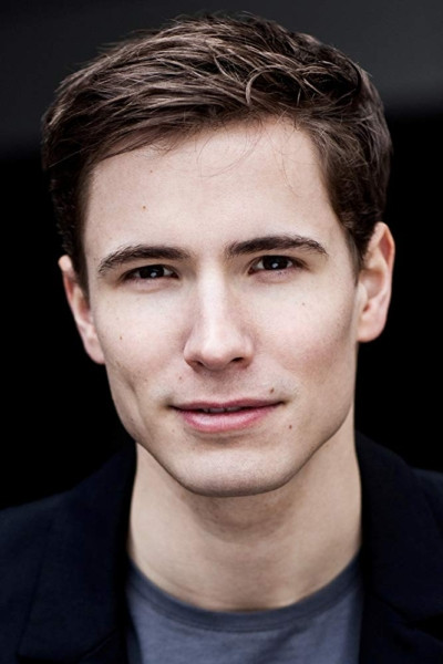 Martin Goeres as Max in Heidi M.