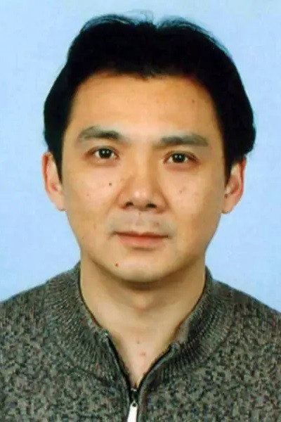 Hao Zhong as 虾球 in 虾球传