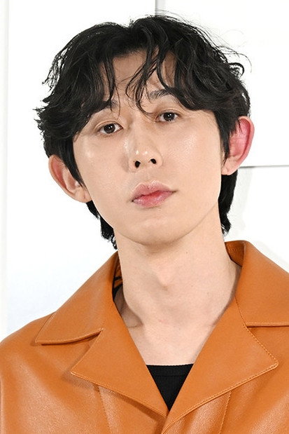 코드 쿤스트 as Self - Panelist in Change Days