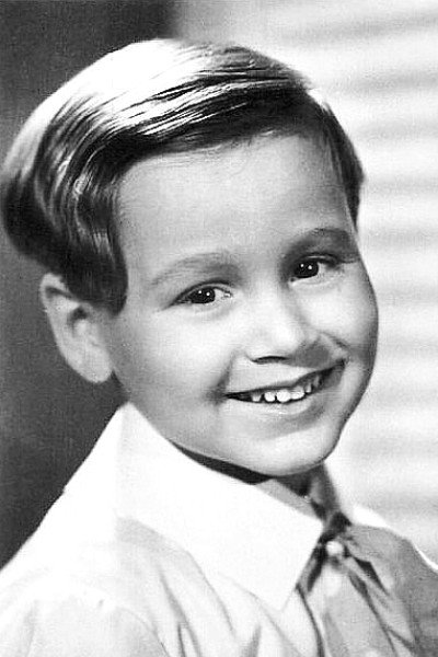Peter Bosse as Der kleine Peter in The Final Chord