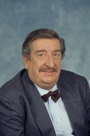 Pierre Tornade as Jean-Paul Tardu in Forget Me, Mandoline