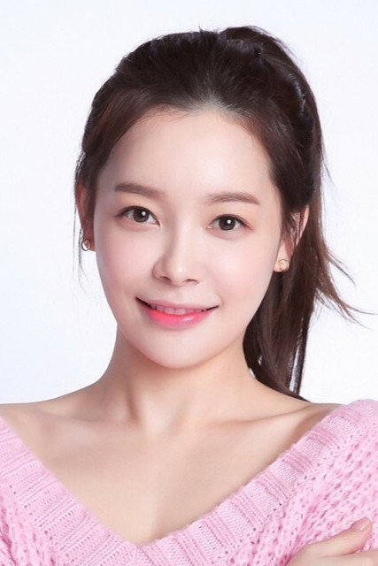 백승희 as Hong Se-Ra in Gracious Revenge