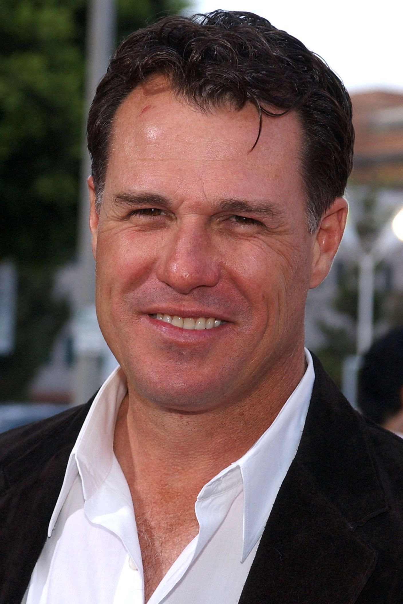Brad Johnson as Henry Nash in Rough Riders