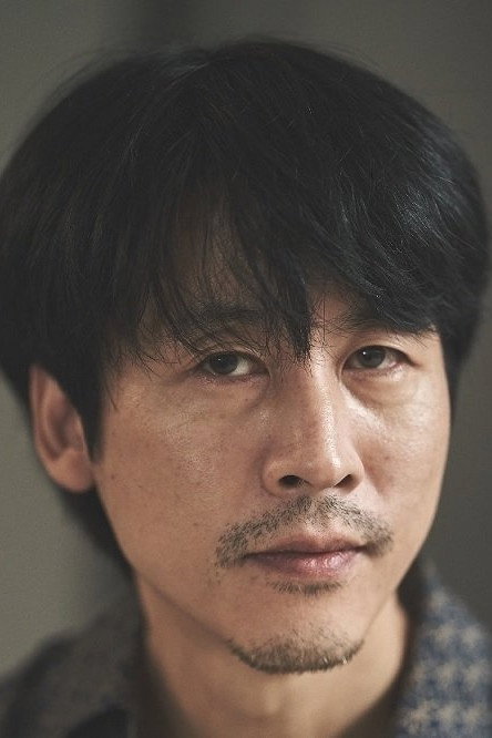 이지용 as Kwak Yoon-jung in Bungee Jumping of Their Own