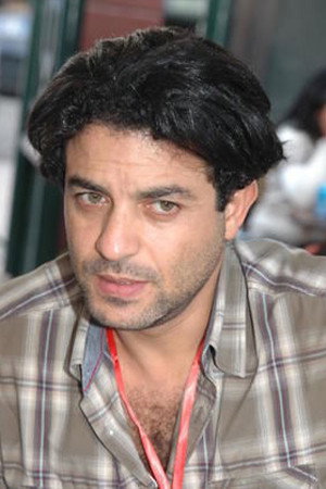 Hicham Bahloul as Salah in Mansour returns