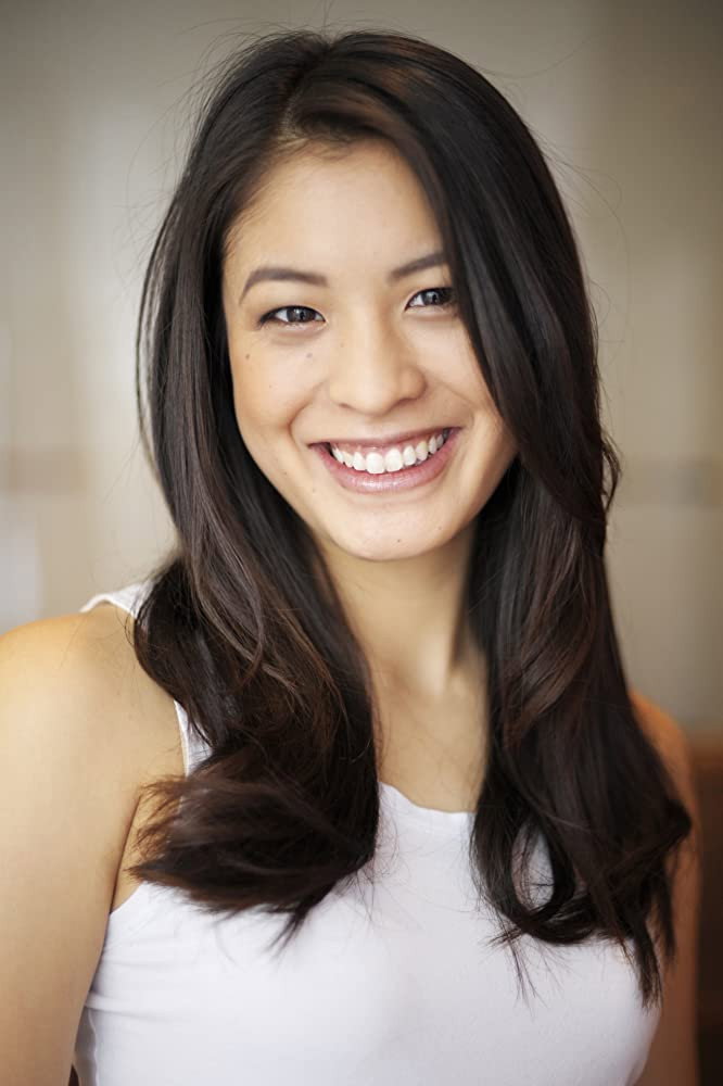 J.J. Fong as Jessica in Cradle