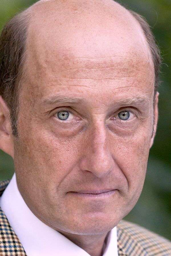 Bruno Georis as Commissaire Genton in Trauma