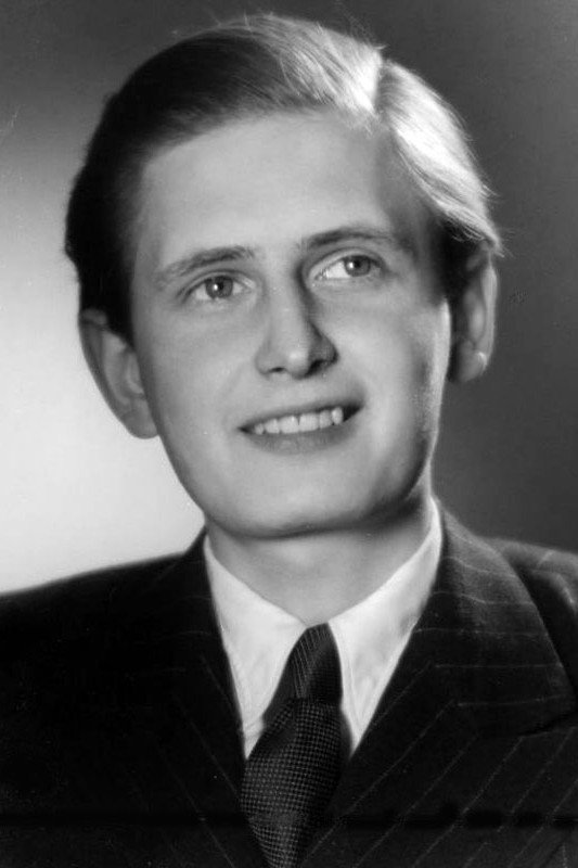 Georg Marischka as Trogan in Das Ding