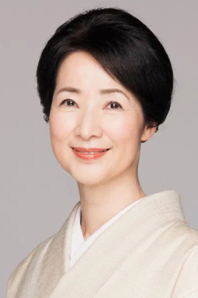 檀ふみ as Baroness Aiko Onnodera in The Ginger Tree