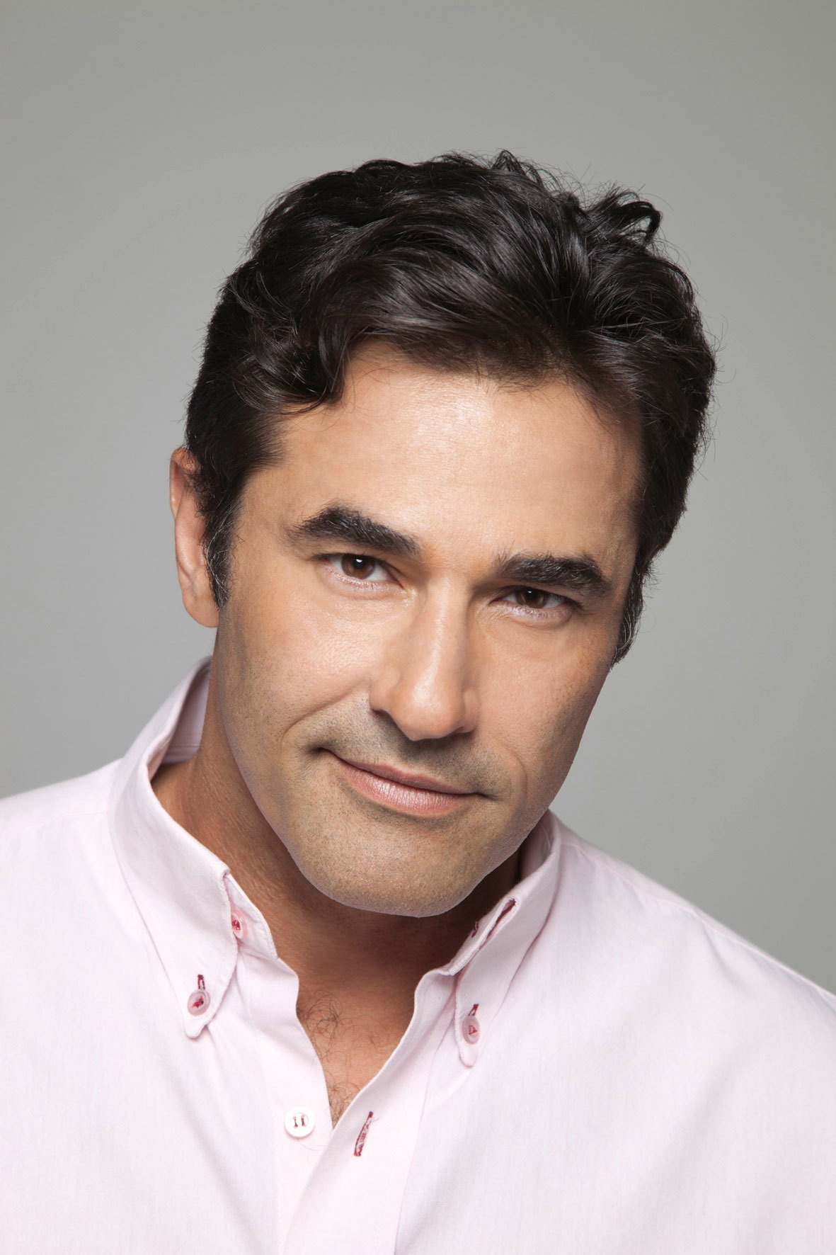 Luciano Szafir as Lucas in Metamorphoses