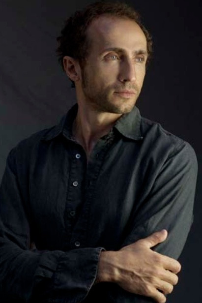 Sergio Albelli as Probo Carrera in The Hummingbird