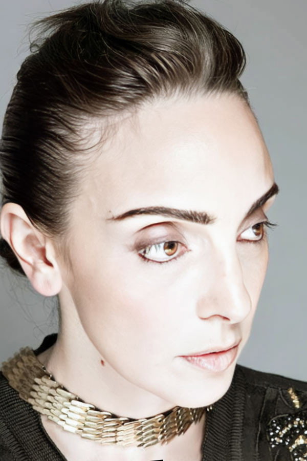Natalia Di Cienzo as Diana in 4 Feet High