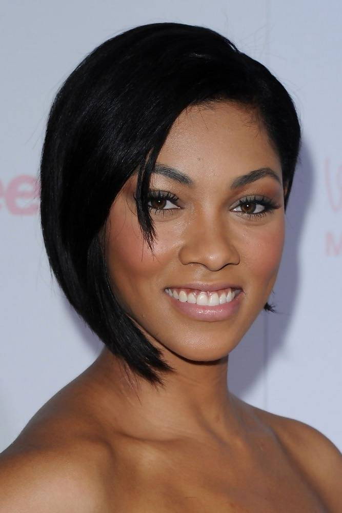 Bria L. Murphy as Jaxi in Amateur Night