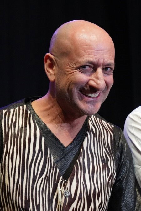Alberto Barrero as Álvaro in The Trip 3