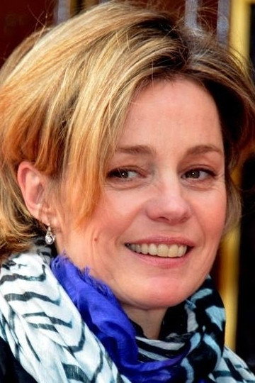 Anne Jacquemin as Fiora Beltrami in La Florentine