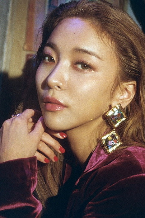 루나 as Nam Sang Ah in Jumping Girl