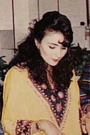 Sabah Al-Diqaaq as المنجمة in السيف المفقود