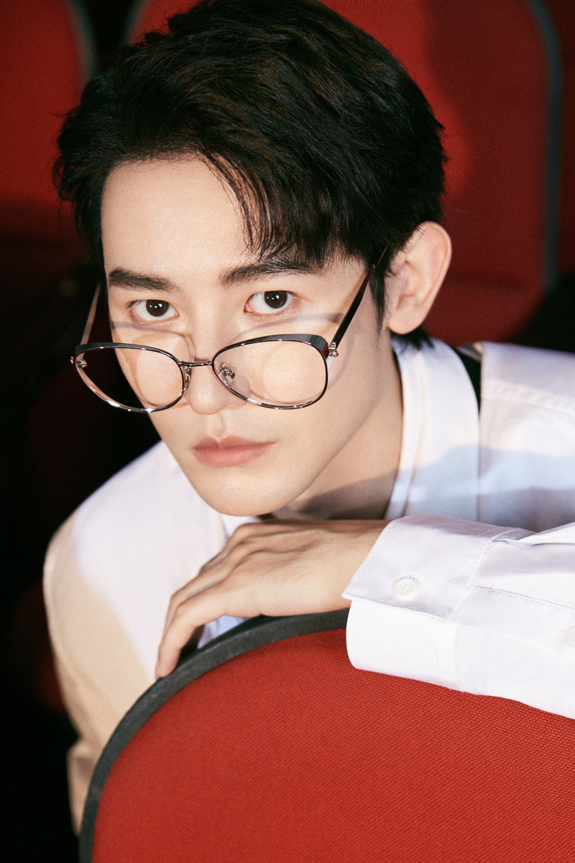 博尔吉特 as Mo Yi in Stay With Me