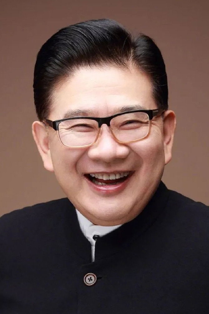 曹可凡 as Host in 斯文江南