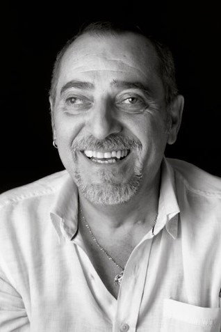 Enrique Villén as Tuerto in Seven Billiard Tables
