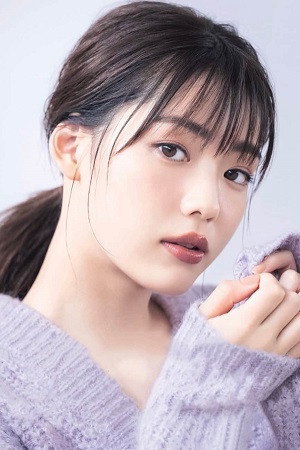中村里帆 as Sakaguchi Sumika in In-House Marriage Honey