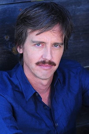 Nate Mooney as Bob Offer in American Odyssey
